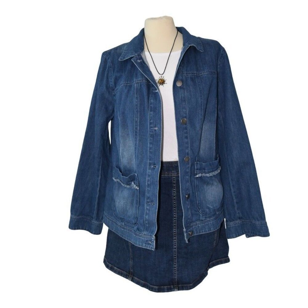 J. Jill  Women's Denim Medium Wash Jacket, 100% Cotton, Size M, EUC.